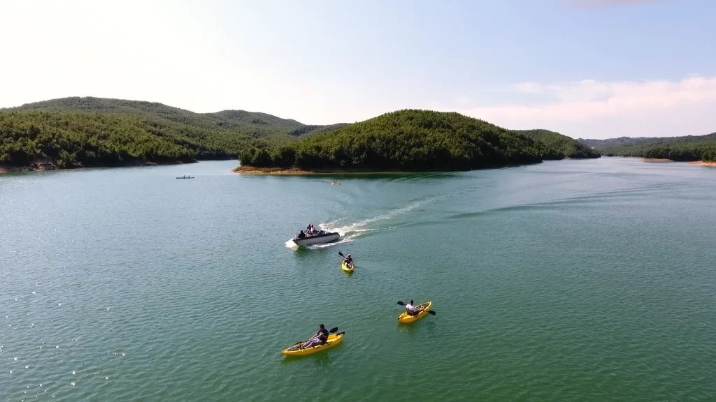 The lake at DUKA Winery. Best wine tours in Albania, lake kayak rides, etc.